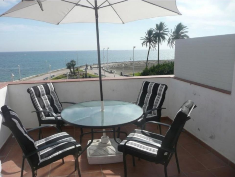 3-Floored Holiday Home For Rent on The Beach of Malaga, El Palo